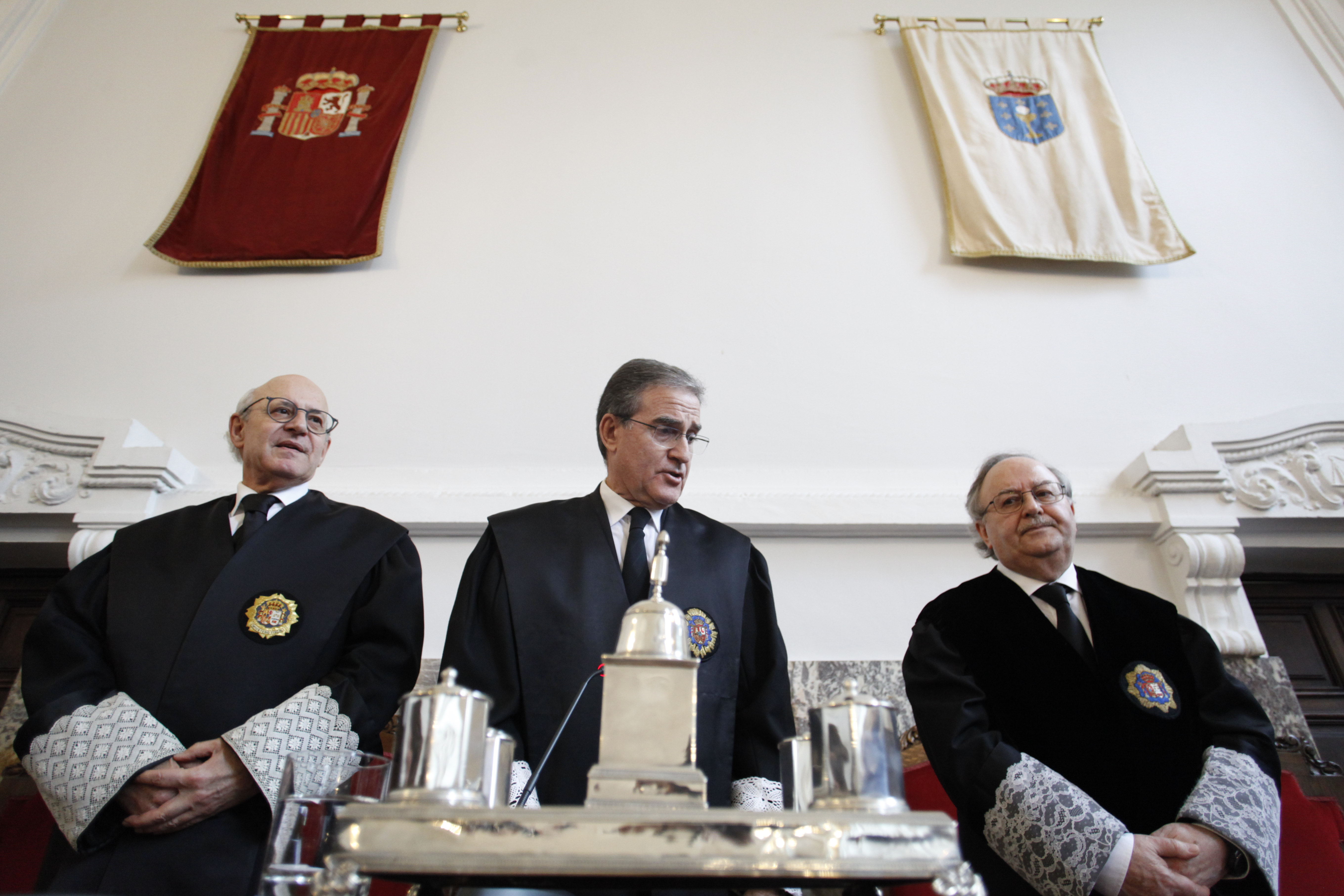 El presidente del Tribunal Superior de Xustiza de Galicia, José María Gómez y Díaz-Castroverde, ha presidido el acto